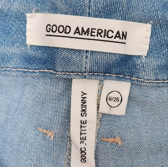 Good American Jeans - Picture 10 of 17